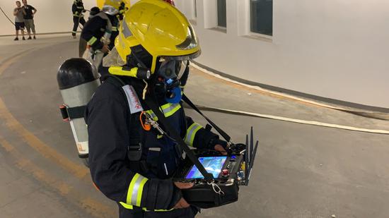 消防機器人、水下航行器…北京應急救援新添“機器戰(zhàn)警”(圖3)